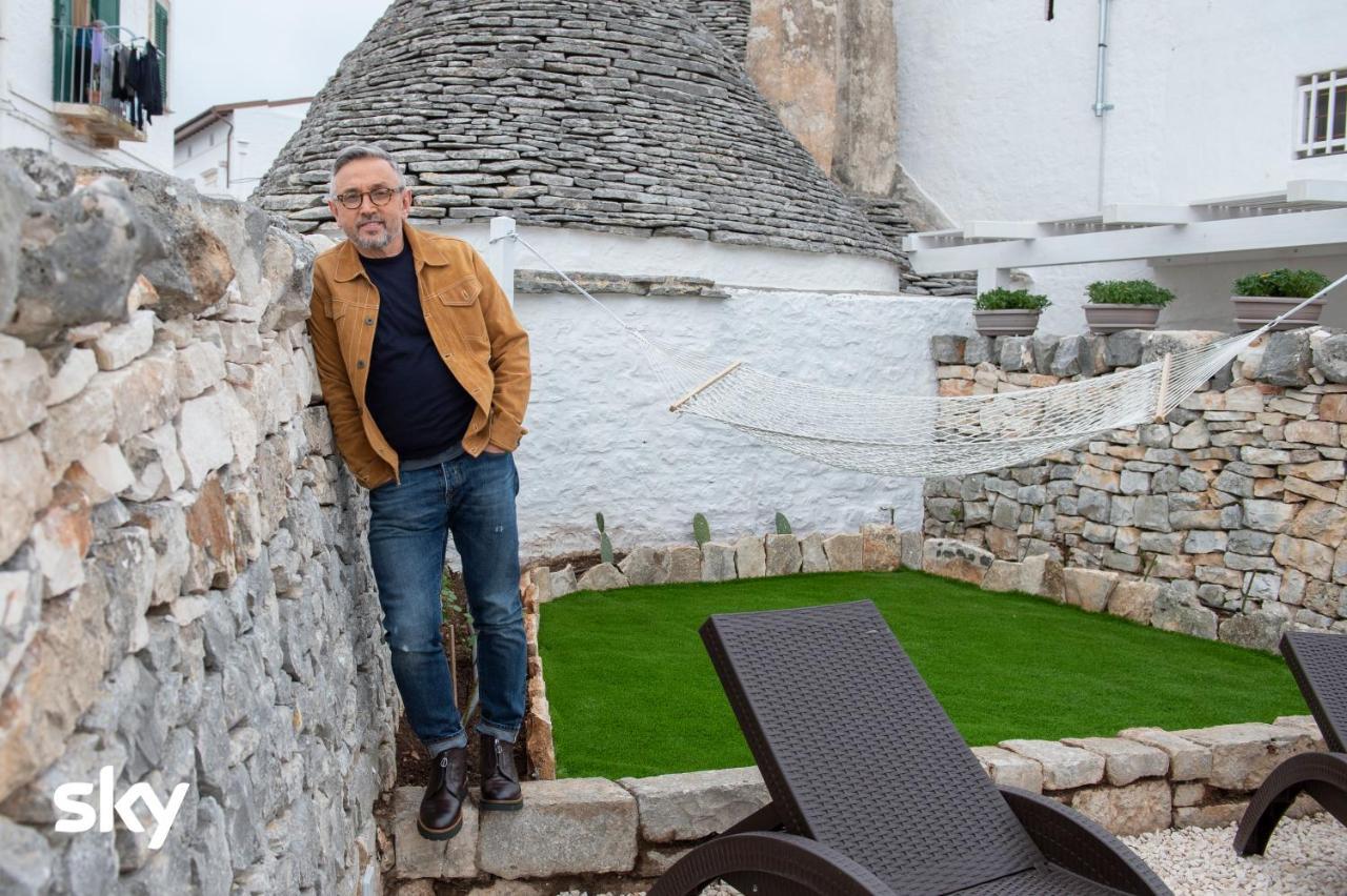 Trulli Holiday Deluxe & Wellness Alberobello Exterior photo